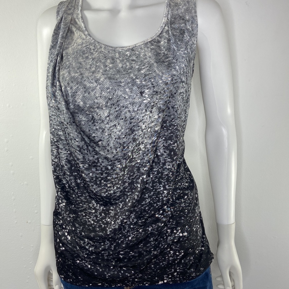 ✨ Michael Kors Ombre Sequin Tank – Subtle Sparkle Statement ✨ - Picture 5 of 13